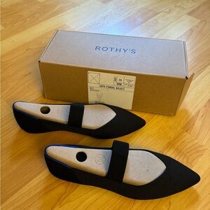 New Rothy’s “The Point Mary Jane” Black Flats